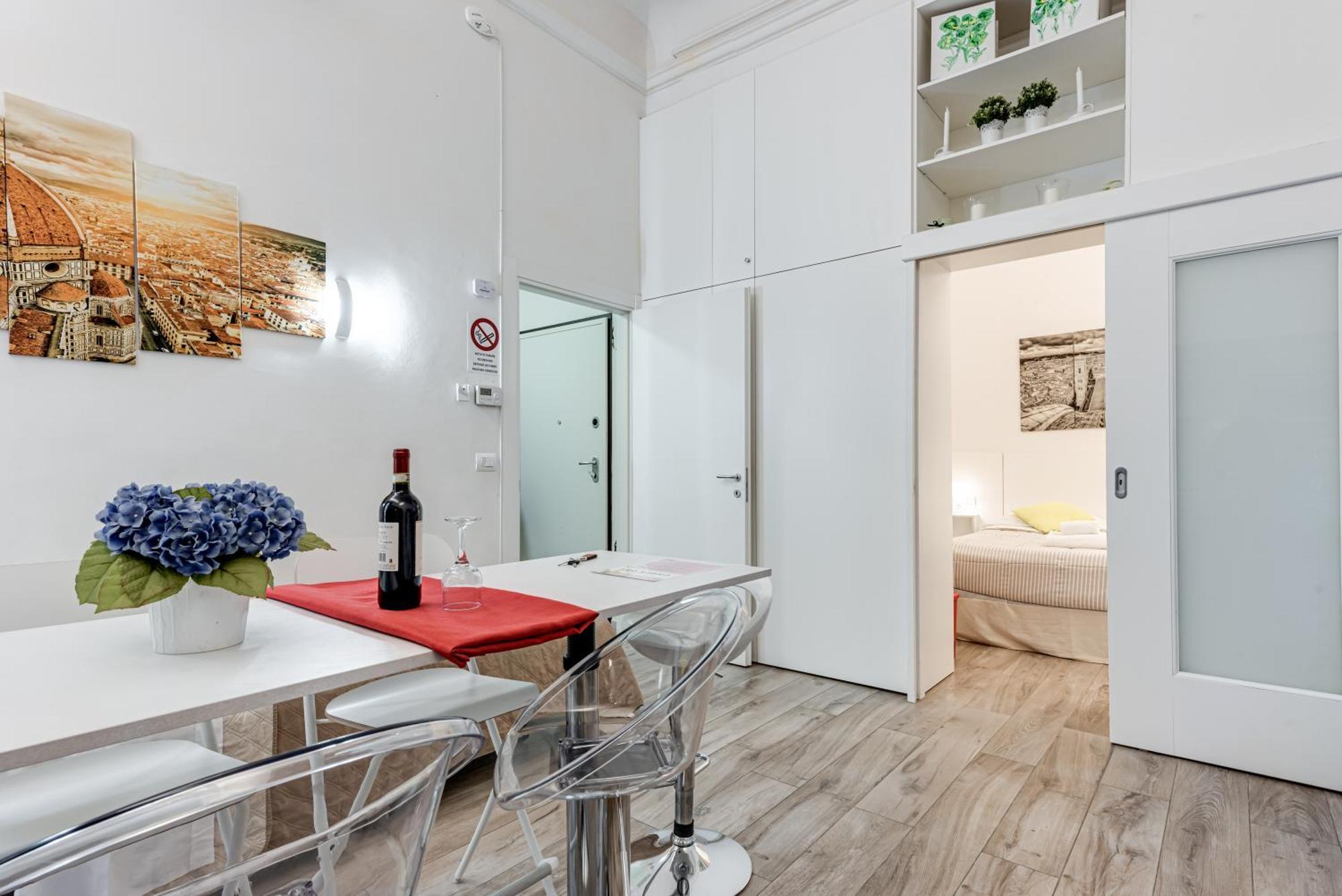 Beautiful Next Duomo Apartment Florenz
